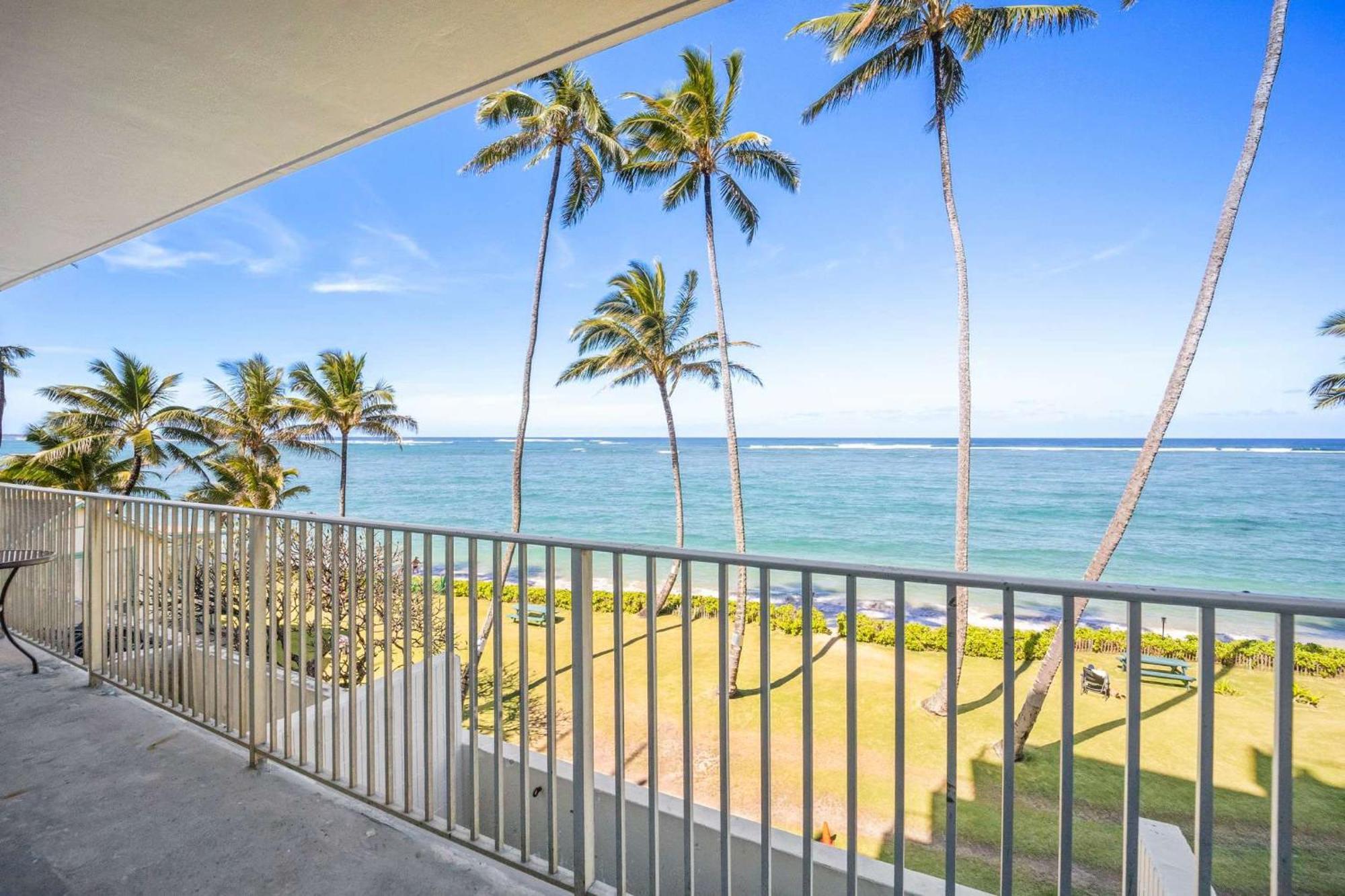 Beautiful Beachfront Condo Laie ภายนอก รูปภาพ