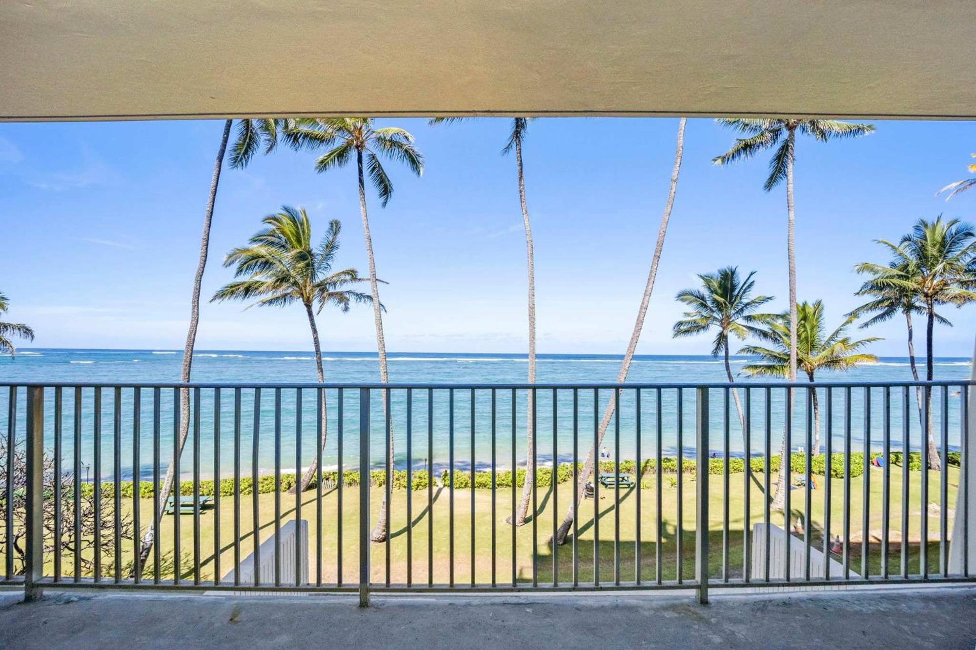 Beautiful Beachfront Condo Laie ภายนอก รูปภาพ
